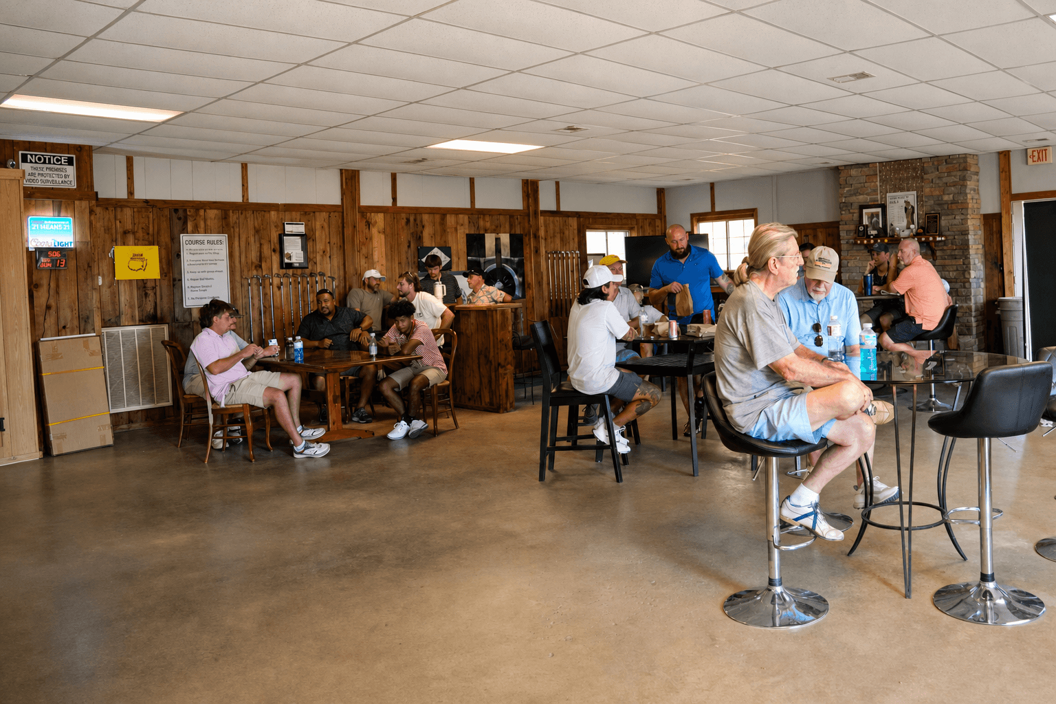 Guests filling the High Pointe Golf clubhouse for an event